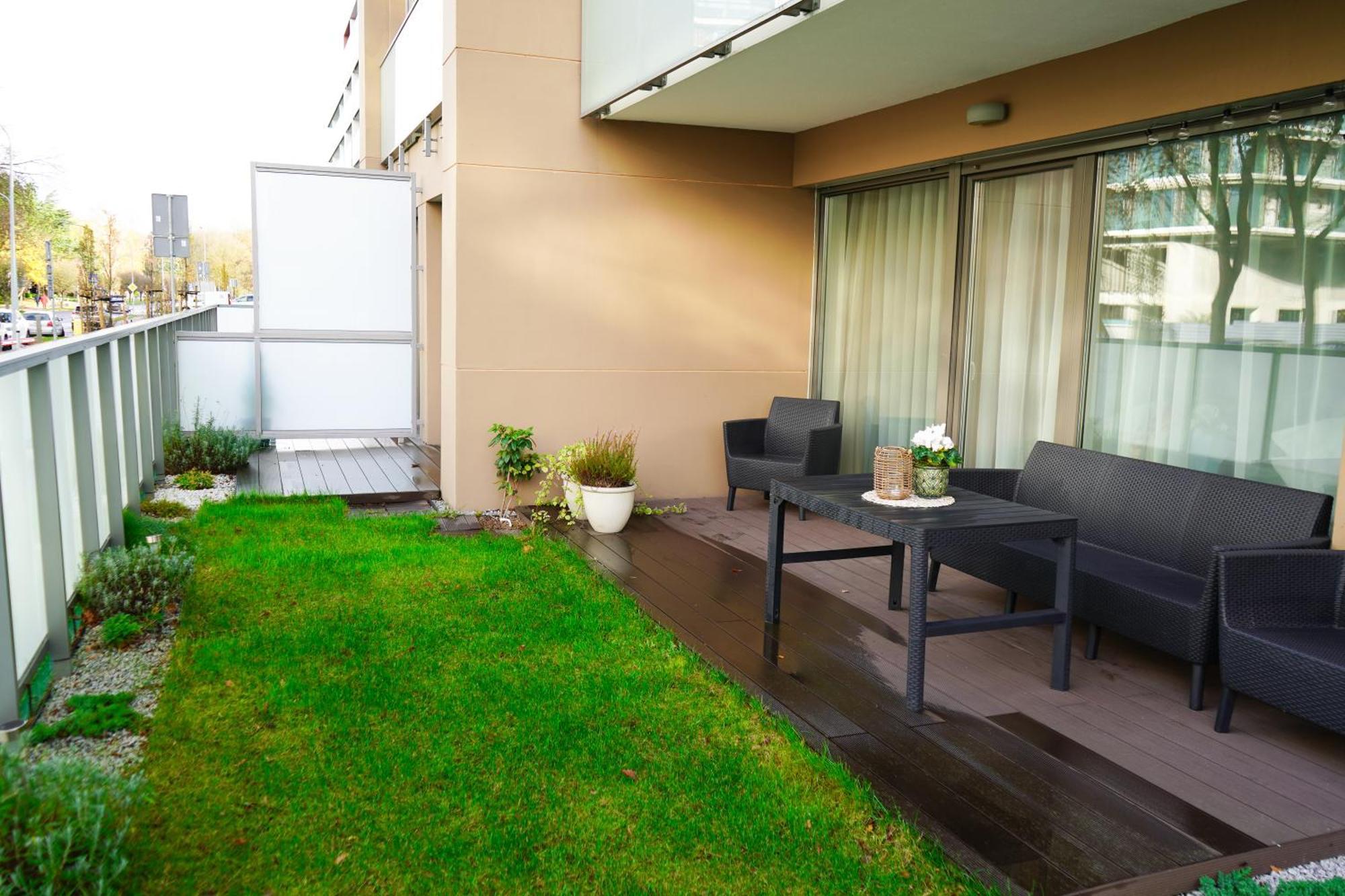Lulu Apartments - Pod Masztami - Apartament Dwupokojowy - Basen Silownia Parking 코워브제크 외부 사진
