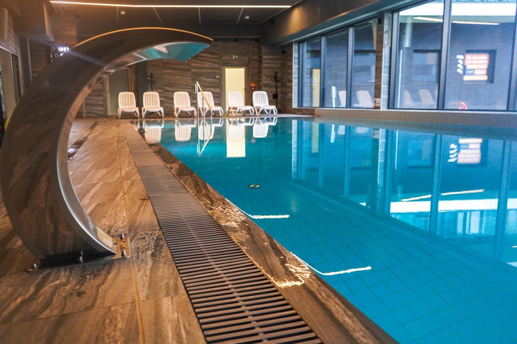 Lulu Apartments - Pod Masztami - Apartament Dwupokojowy - Basen Silownia Parking 코워브제크 외부 사진